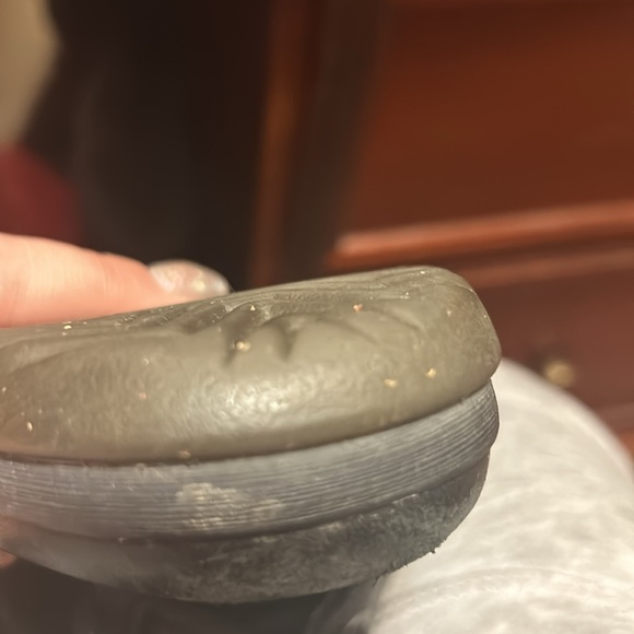 Ugg Australia Women Kesey Leather Waterproof Boots shoes sz 8. Preworn. - Picture 9 of 13